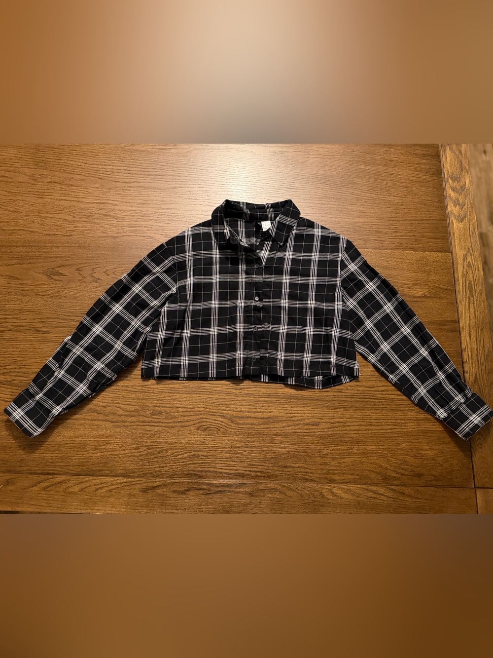 Divided H&M Black and White Plaid Cropped Button-Down Shirt